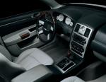 Chrysler 300C 2005 года
